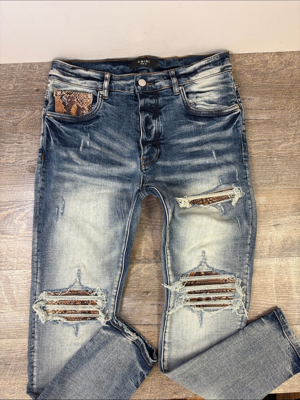 AMIRI Python Patch Distressed Skinny Jeans Men’s Size 32 Made in USA